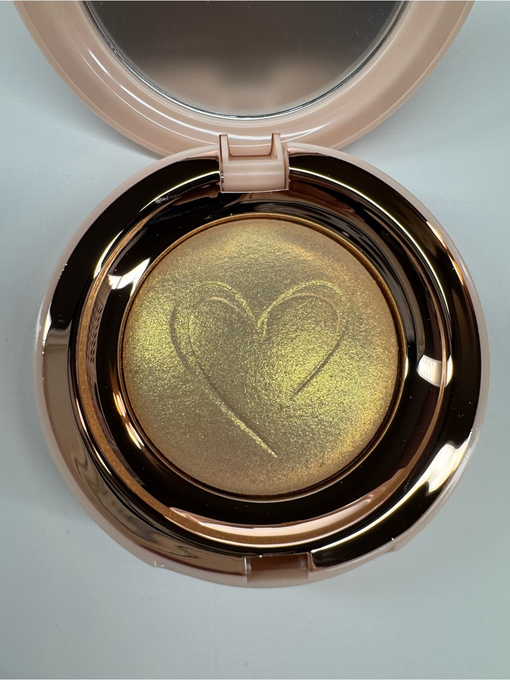 Beauty Creations Golden Glow Highlighter - Gold